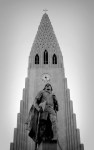 icelandstatueandchurch